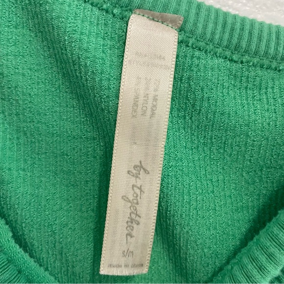 Green One-Shoulder Ribbed Tank - Picture 3 of 3